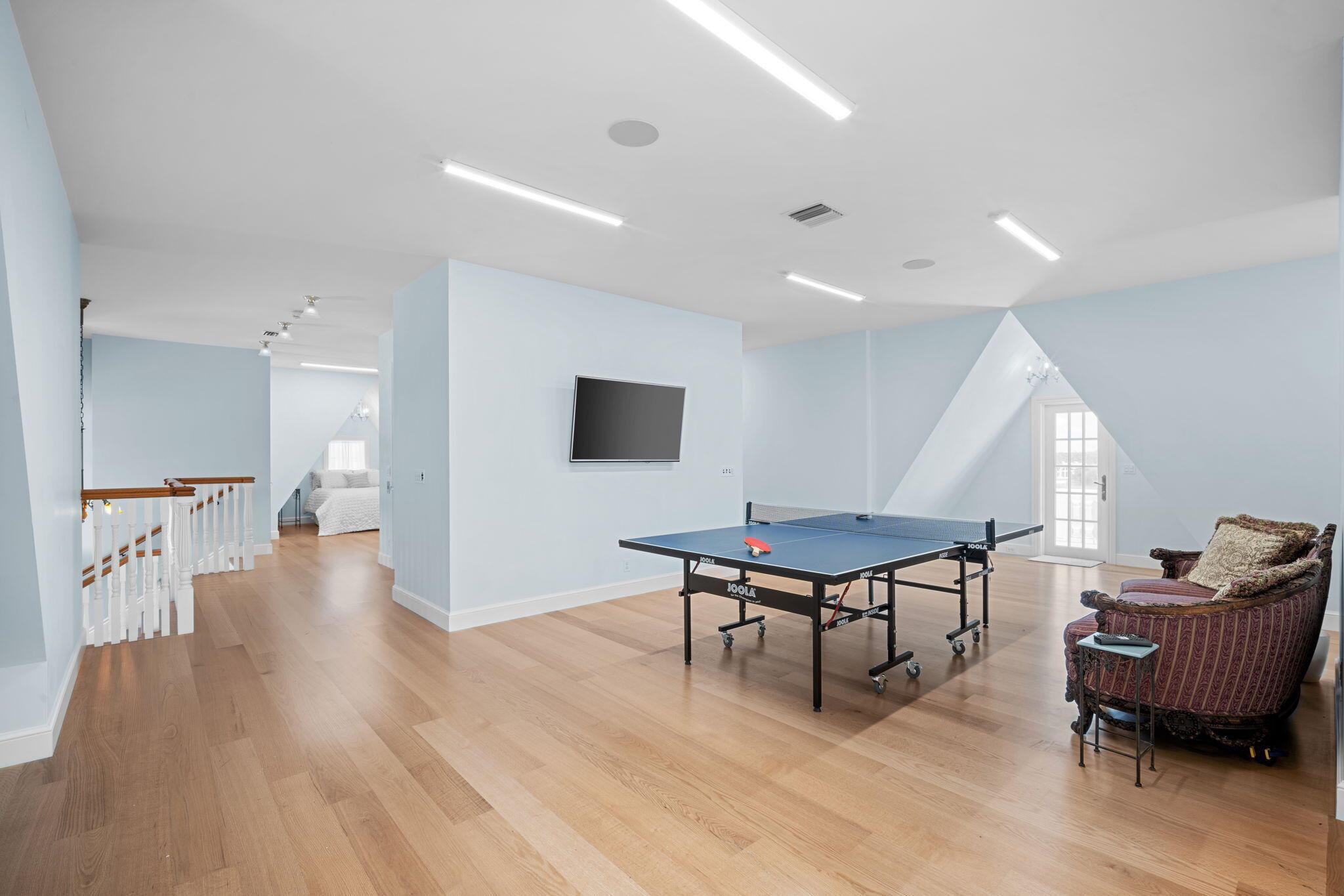 Sandy Depths - Residential