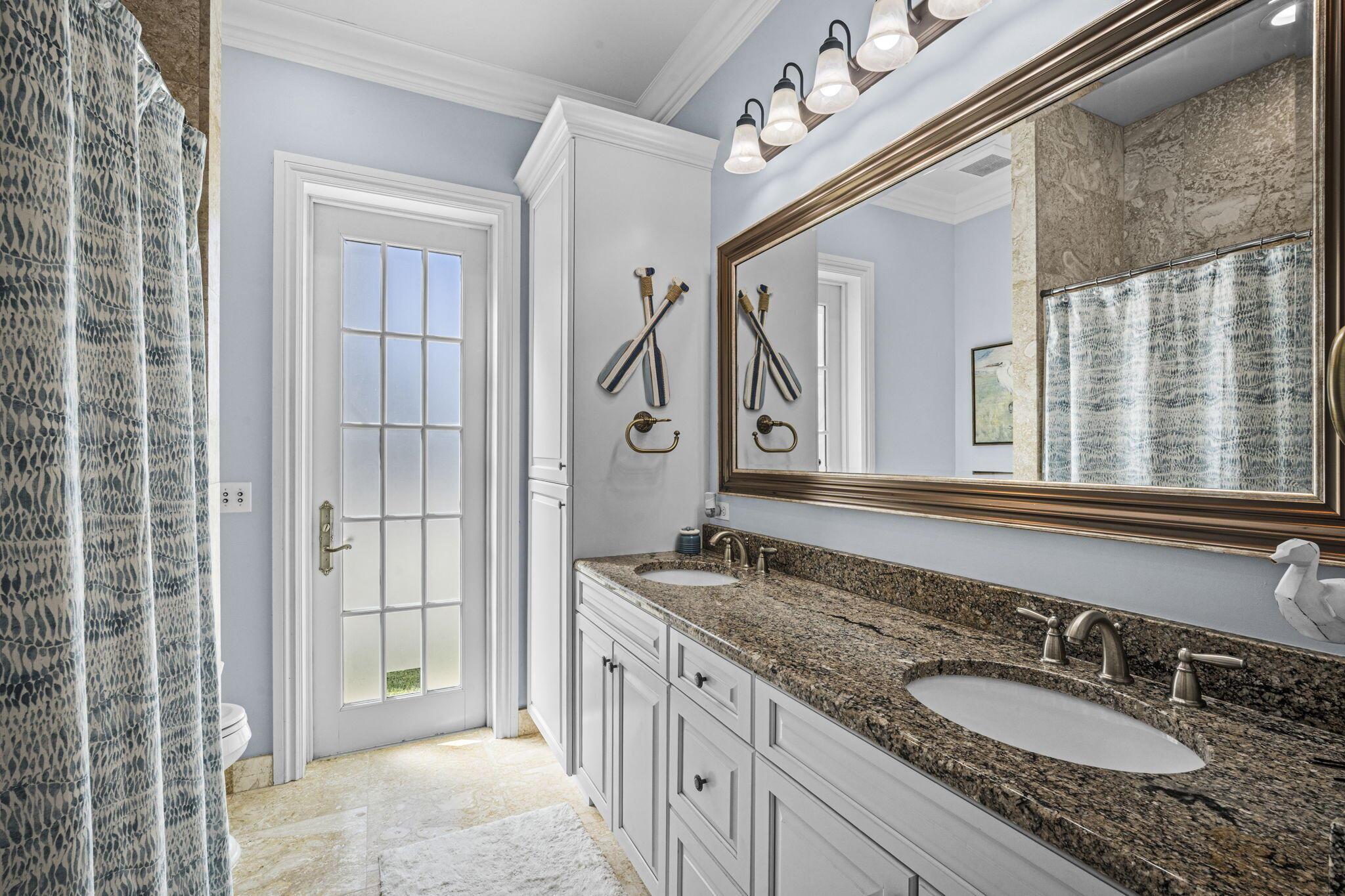 Sandy Depths - Residential