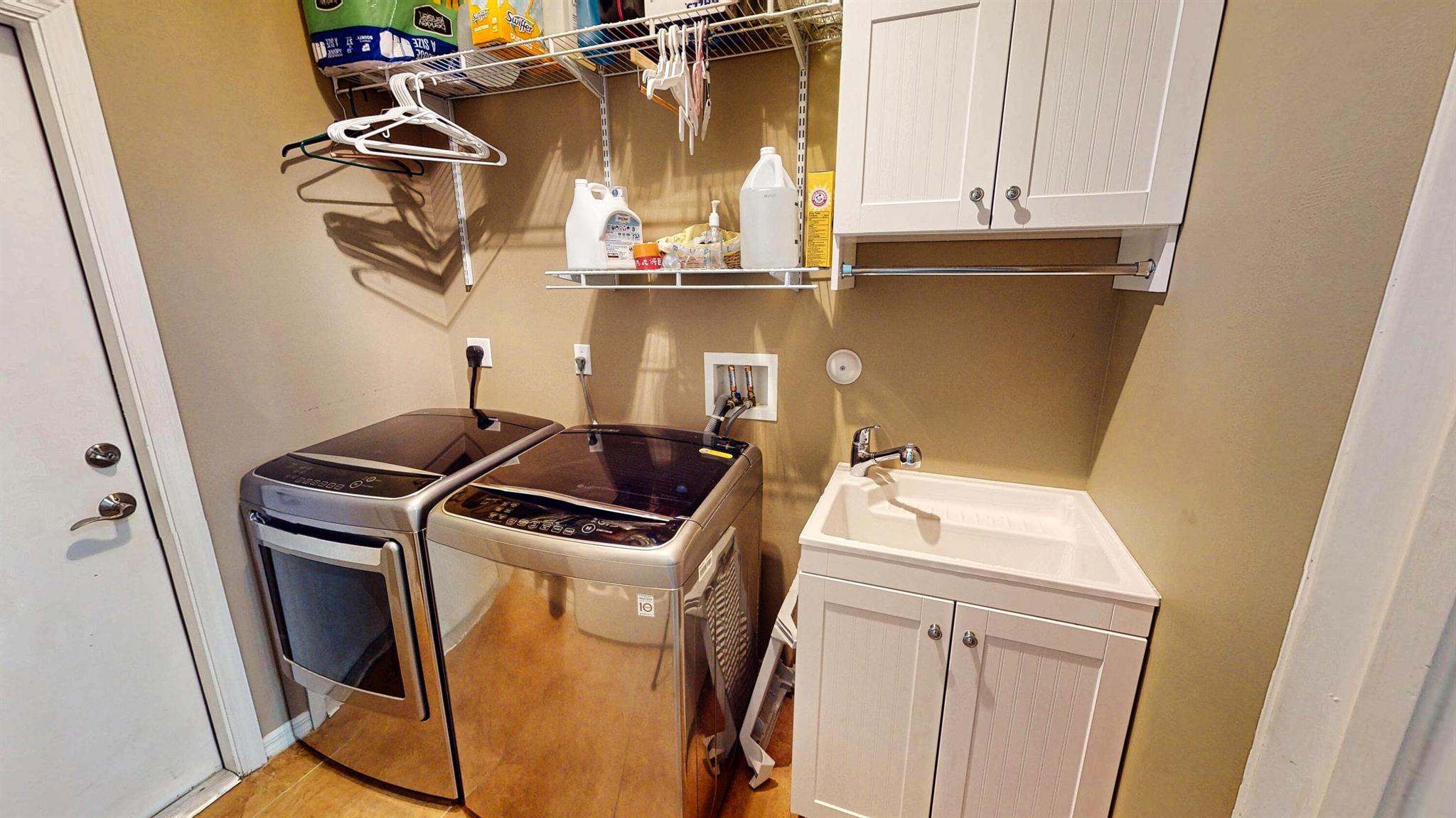 LAKE FOREST AT ST LUCIE W - Residential Lease