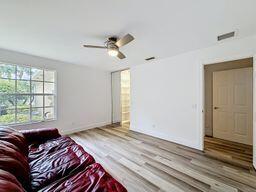 VILLAGEWALK OF WELLINGTON 3 - Residential