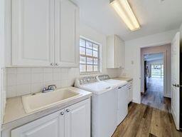 VILLAGEWALK OF WELLINGTON 3 - Residential