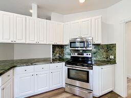 VILLAGEWALK OF WELLINGTON 3 - Residential