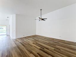 VILLAGEWALK OF WELLINGTON 3 - Residential