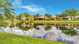 VILLAGEWALK OF WELLINGTON 3 - Residential