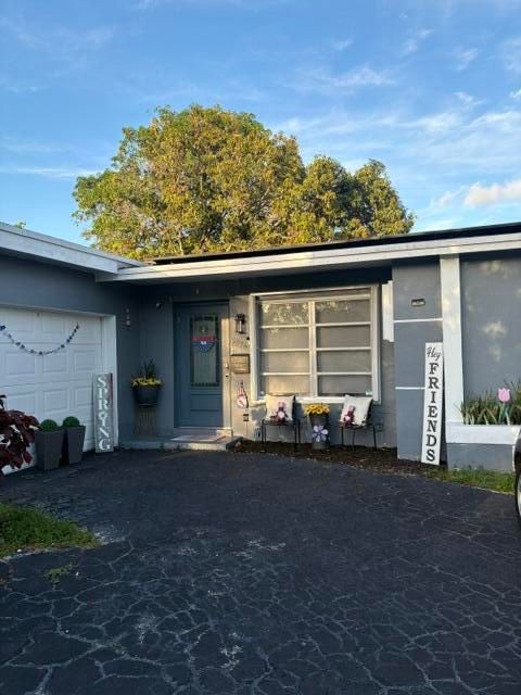 Photo of 2934 NW 73rd Avenue, Fort Lauderdale, FL 33313 (MLS # B26037300)