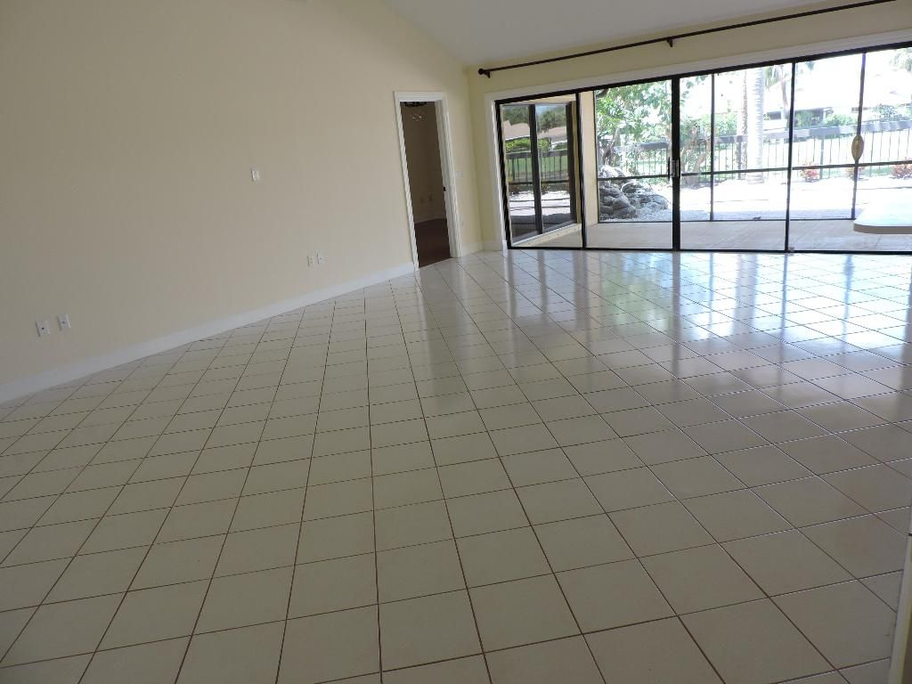 Photo of 130 Dunes Edge Road, Jupiter, FL 33477 (MLS # R10978497)