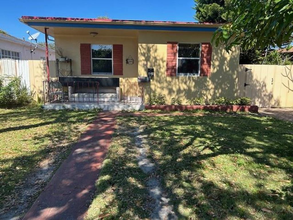 Photo of 1845 Washington Street, Hollywood, FL 33020 (MLS # F10421500)