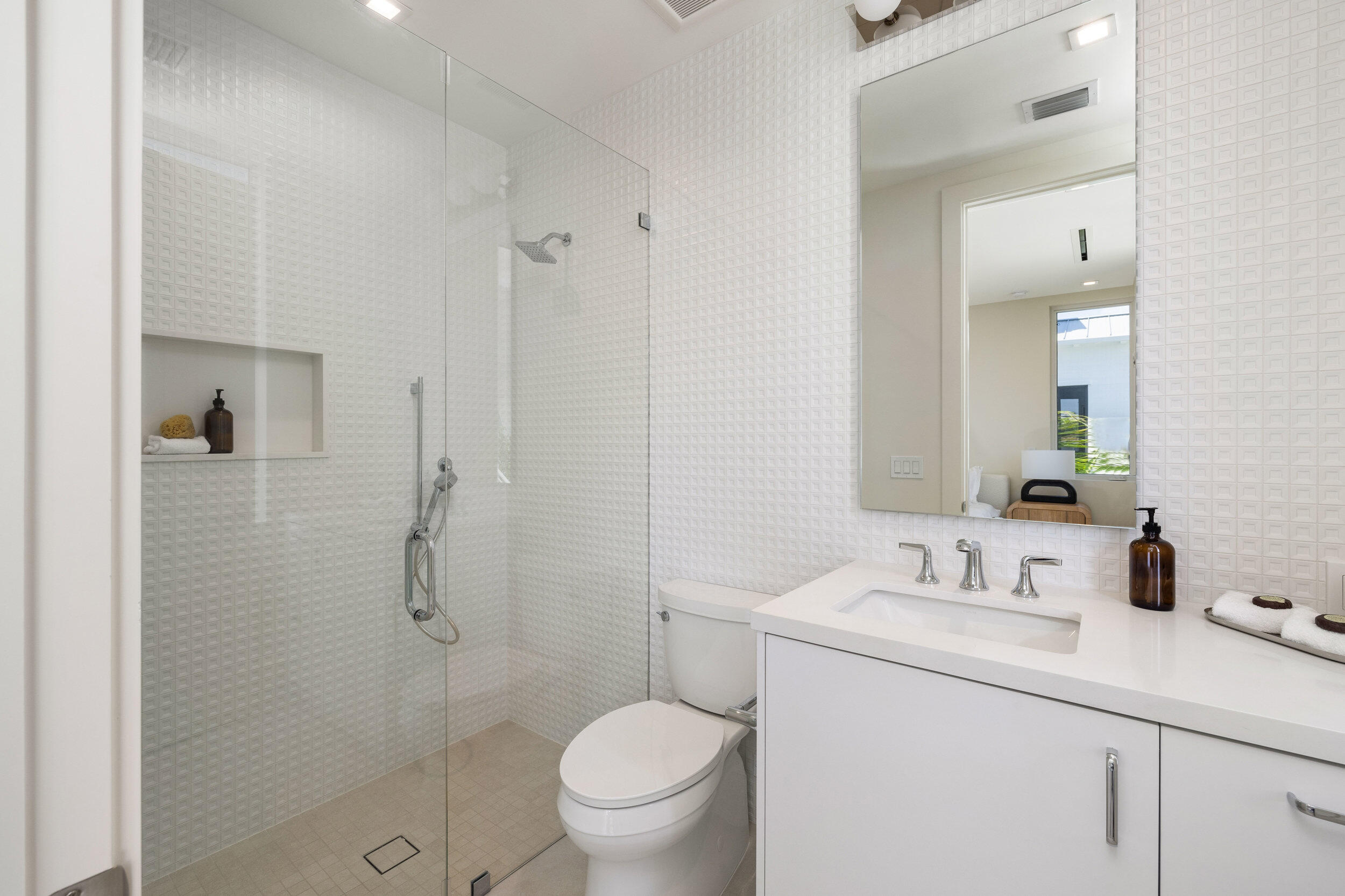 SOPHIA FREY - Residential