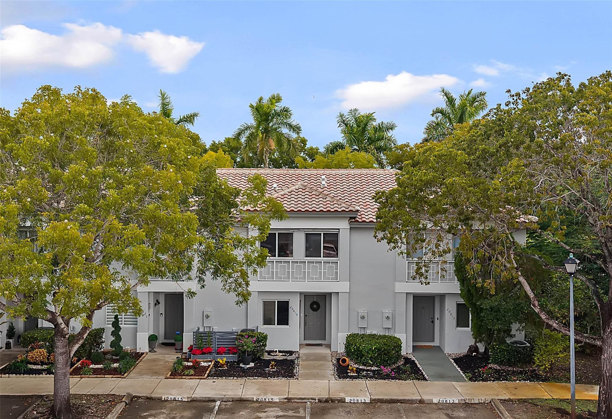 MALIBU BAY - Residential