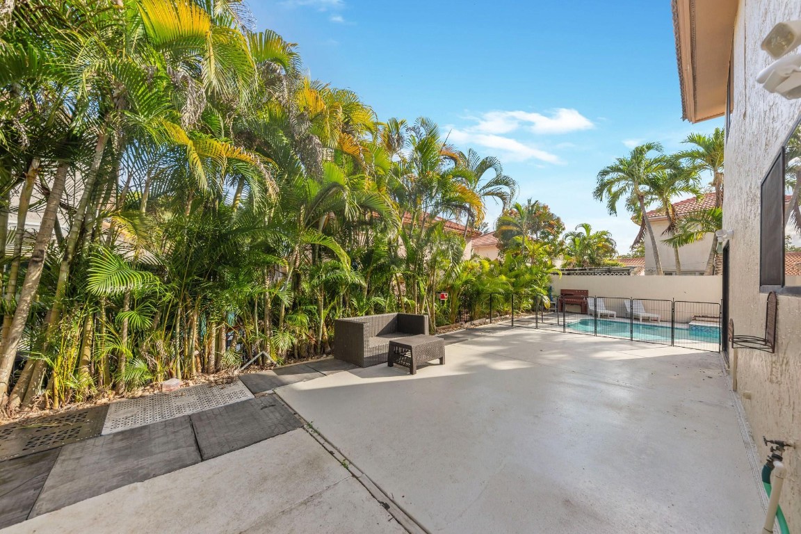 The Villages Of Hillsboro - Residential Lease