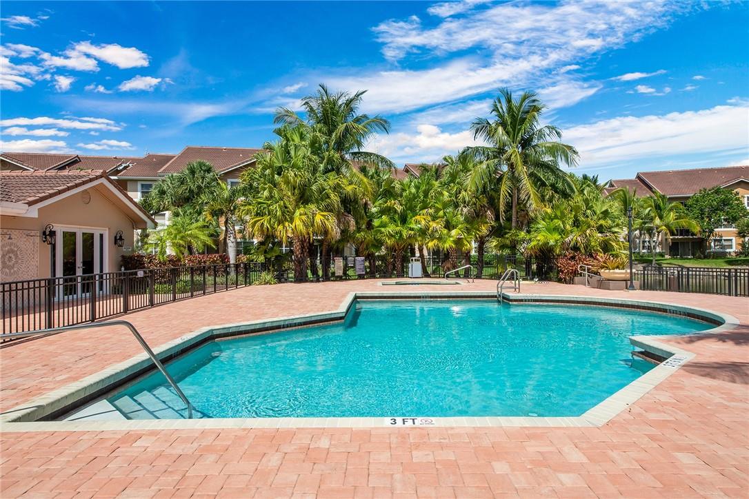 Edgewater Condo - Residential Lease