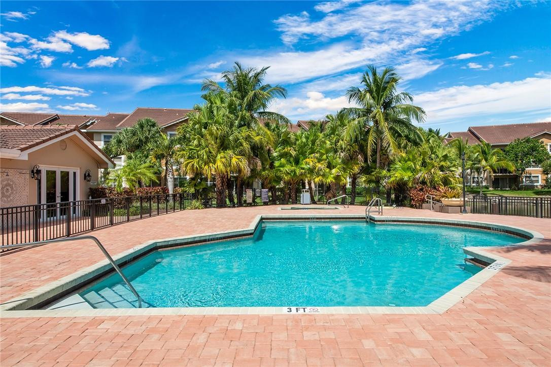 Edgewater Condo - Residential Lease