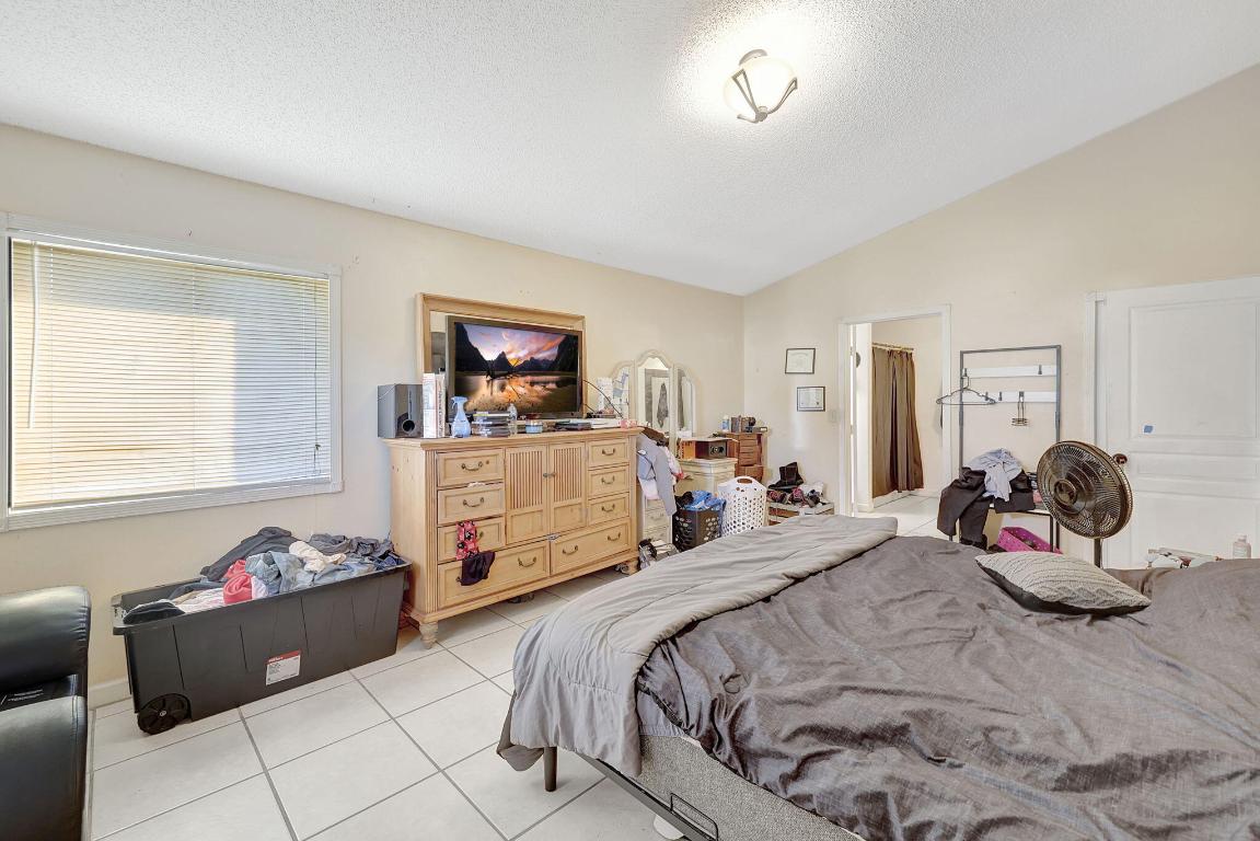 PORT ST LUCIE SECTION 19 - Residential