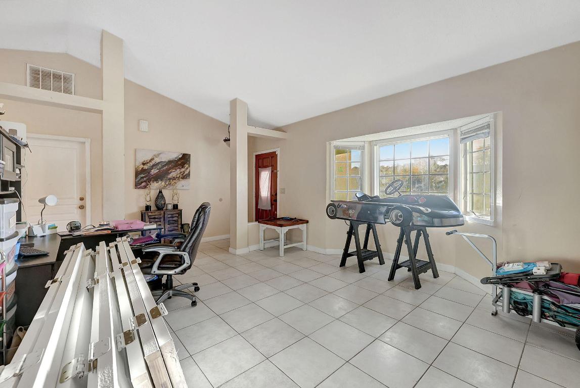 PORT ST LUCIE SECTION 19 - Residential