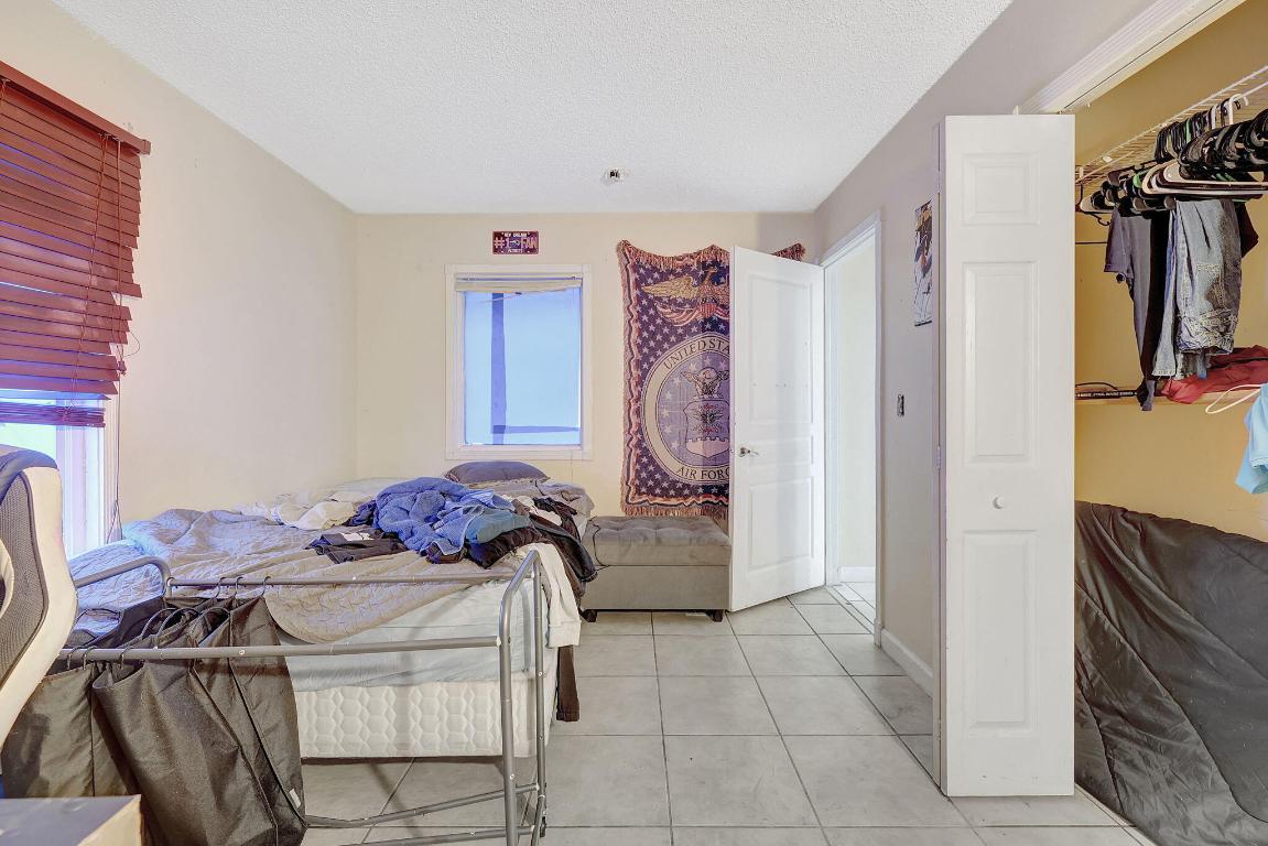 PORT ST LUCIE SECTION 19 - Residential