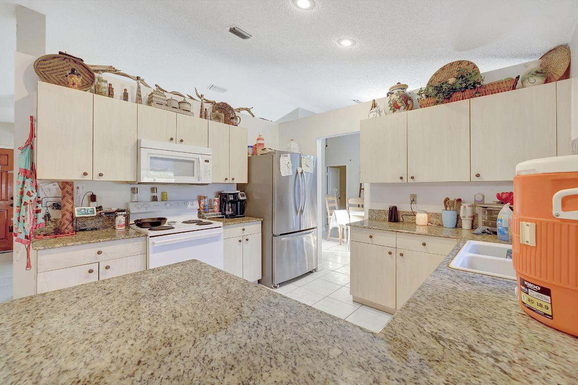 PORT ST LUCIE SECTION 19 - Residential