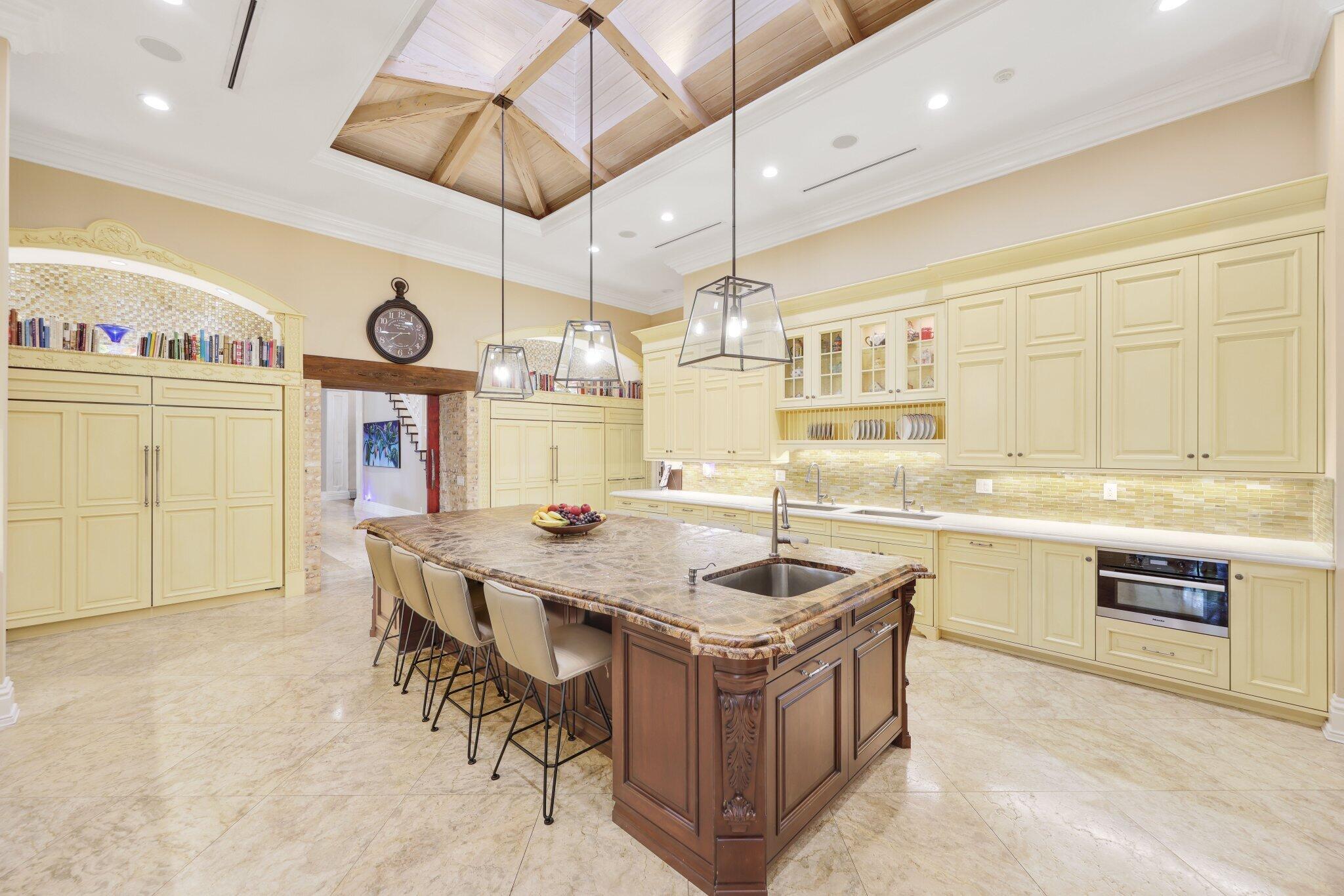 BERMUDA RUN - Residential