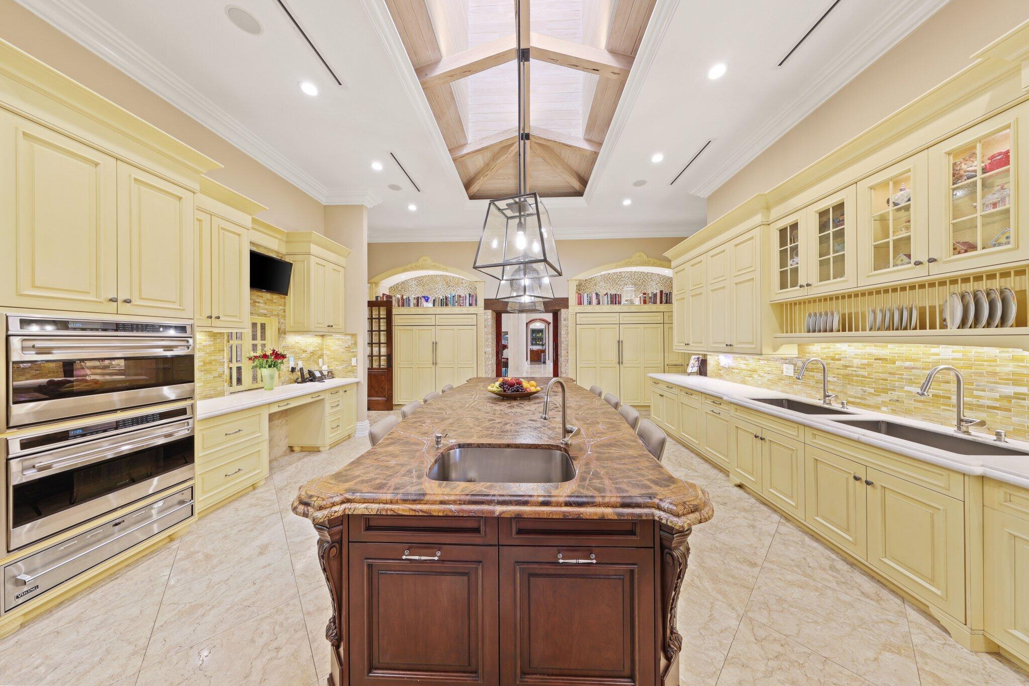 BERMUDA RUN - Residential