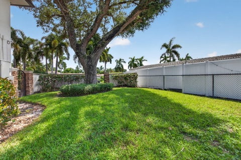 Tiny photo for 749 SW 2nd Street, Boca Raton, FL 33486 (MLS # B26076836)