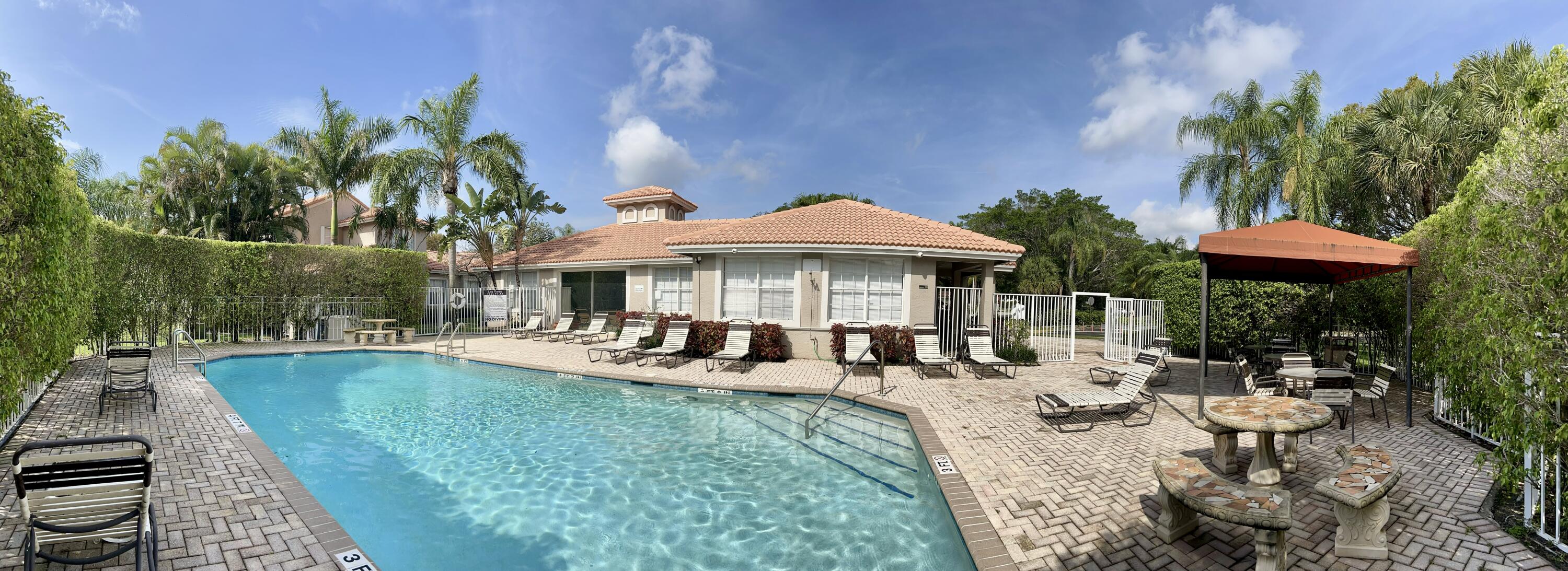 View photos, virtual tours, details... 10253 Vía Hibiscus