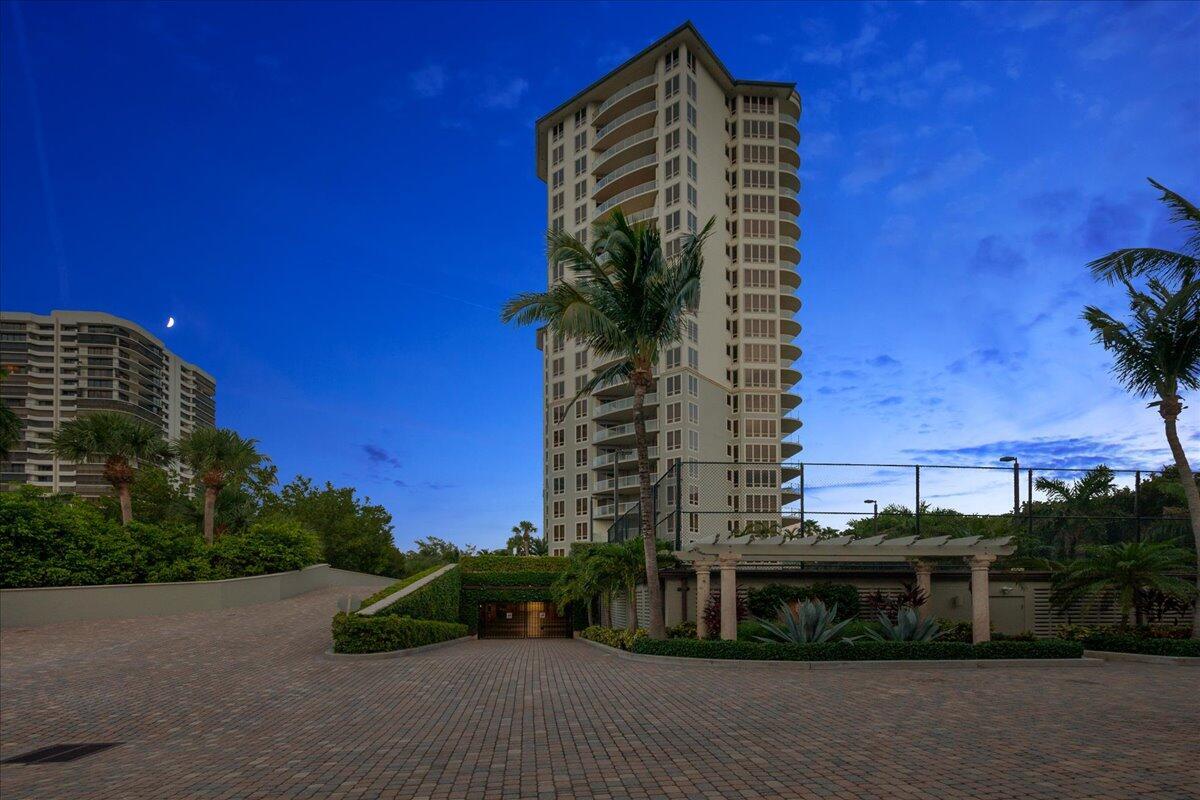 3920 N Ocean Dr Apt 6a, Singer Island, FL, 33404, USA, 3 Bedrooms Bedrooms, ,4 BathroomsBathrooms,Condo,Active,3920 N Ocean Dr Apt 6a,B26060432