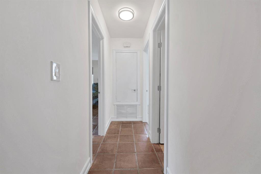 COUNTRY CLUB ACRES 4 - Residential