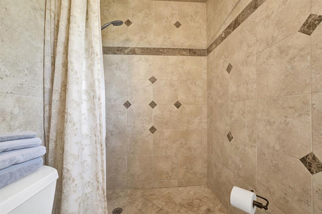 COUNTRY CLUB ACRES 4 - Residential