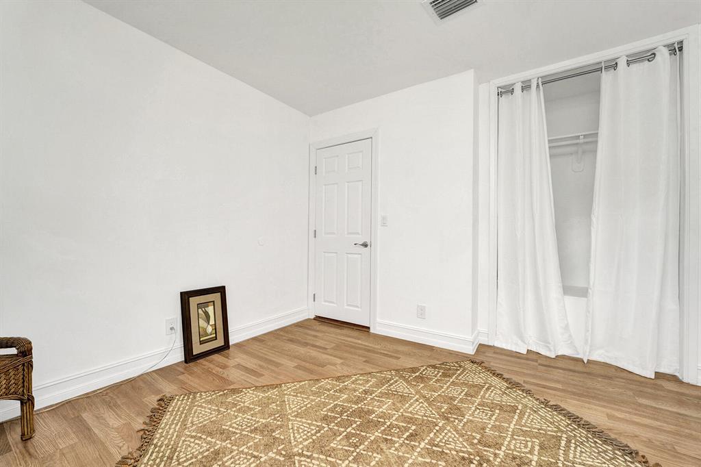 COUNTRY CLUB ACRES 4 - Residential