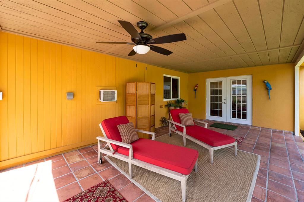 COUNTRY CLUB ACRES 4 - Residential