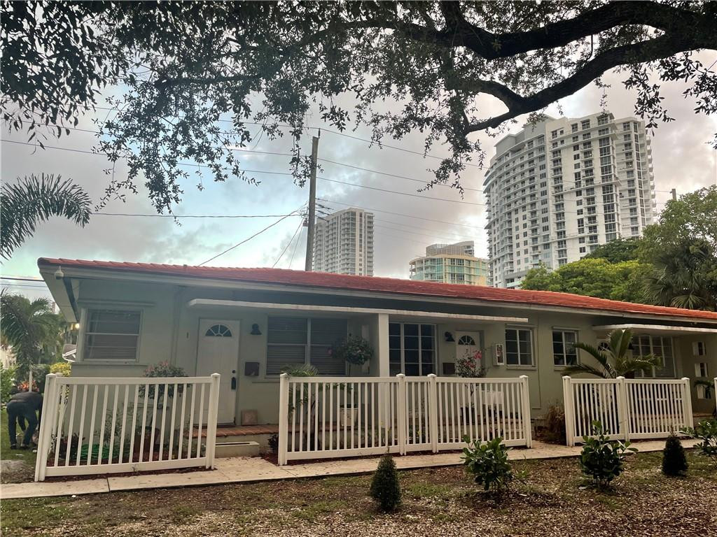 Davis Add 3-28 D - Residential Lease