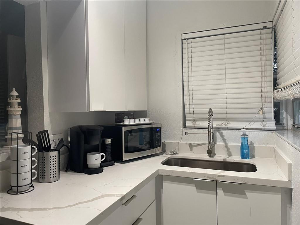 Davis Add 3-28 D - Residential Lease