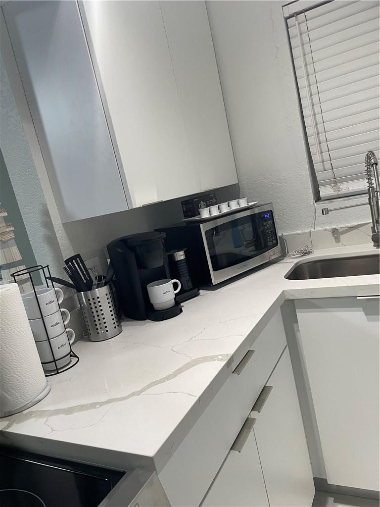 Davis Add 3-28 D - Residential Lease