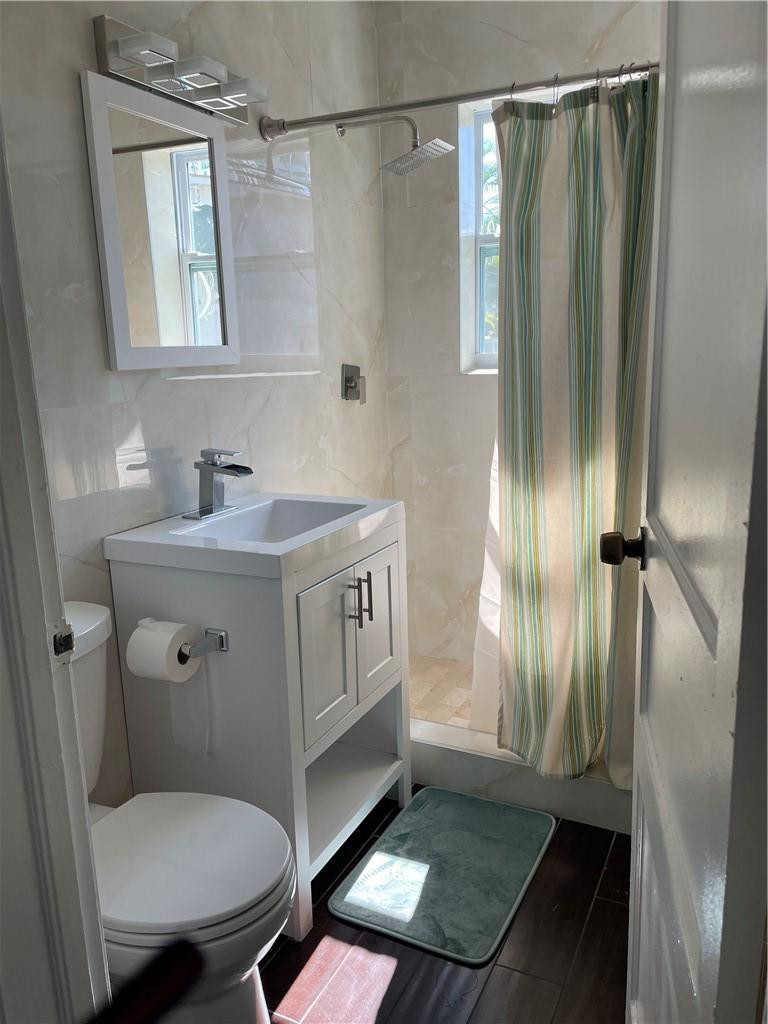 Davis Add 3-28 D - Residential Lease