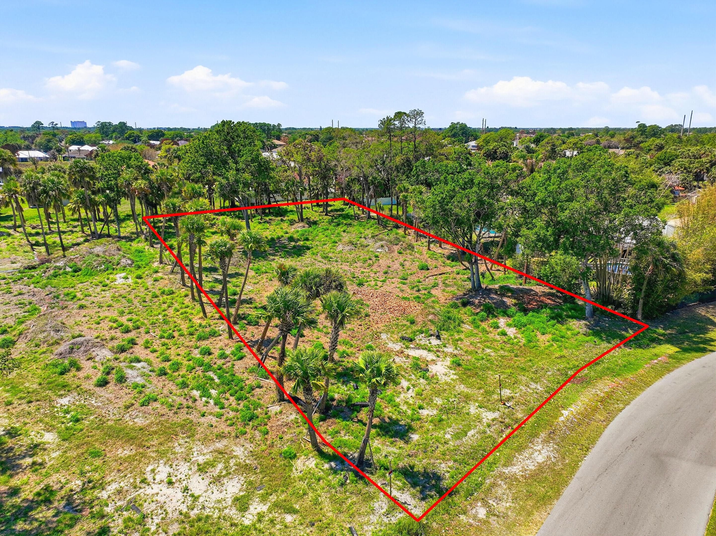 LEAFY ROAD ESTATES - Land