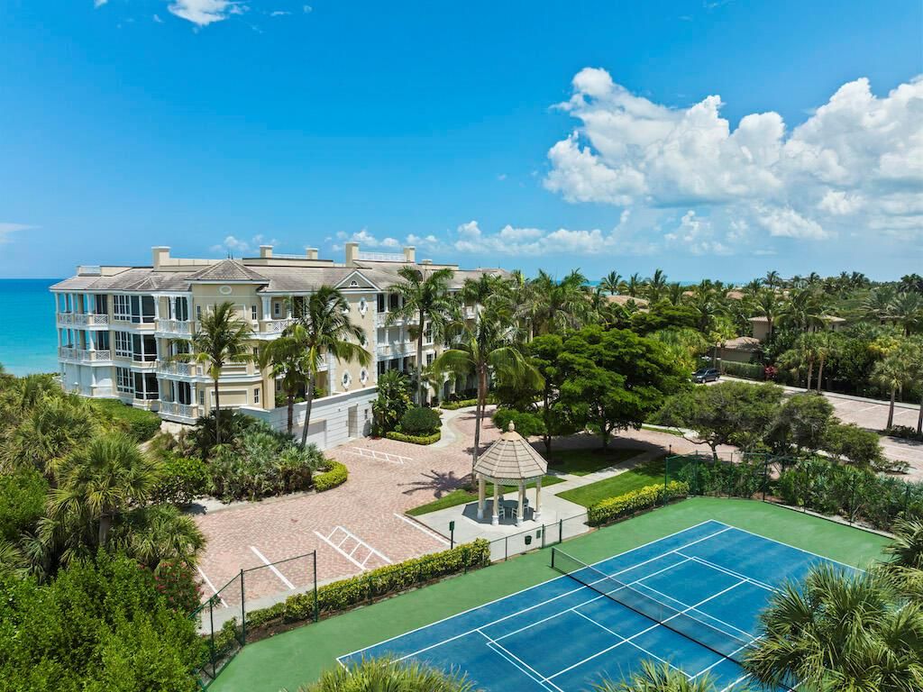 Photo of 200 E Sea Colony Drive Dr #3a, Vero Beach, FL 32963 (MLS # R10807702)