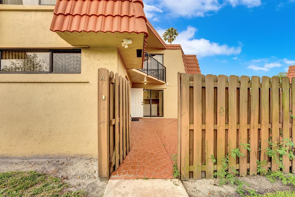 BOCA RIO NORTH - Residential