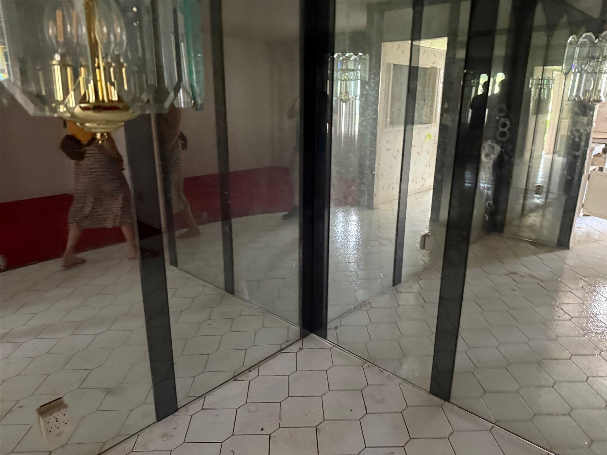 5300 Washington St 118