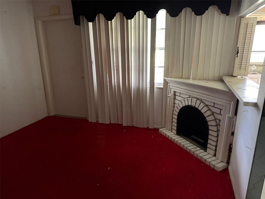 Photo of 5300 Washington St #118, Hollywood, FL 33021 (MLS # F10539615)