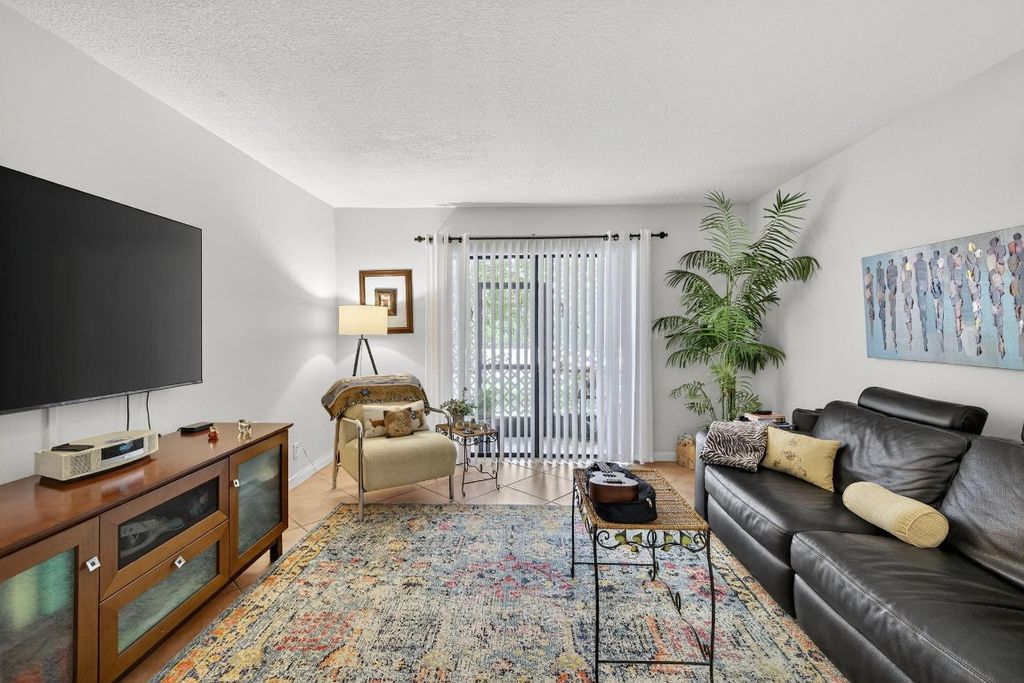 Photo of 4113 NW 88th Avenue #102, Coral Springs, FL 33065 (MLS # F10518884)