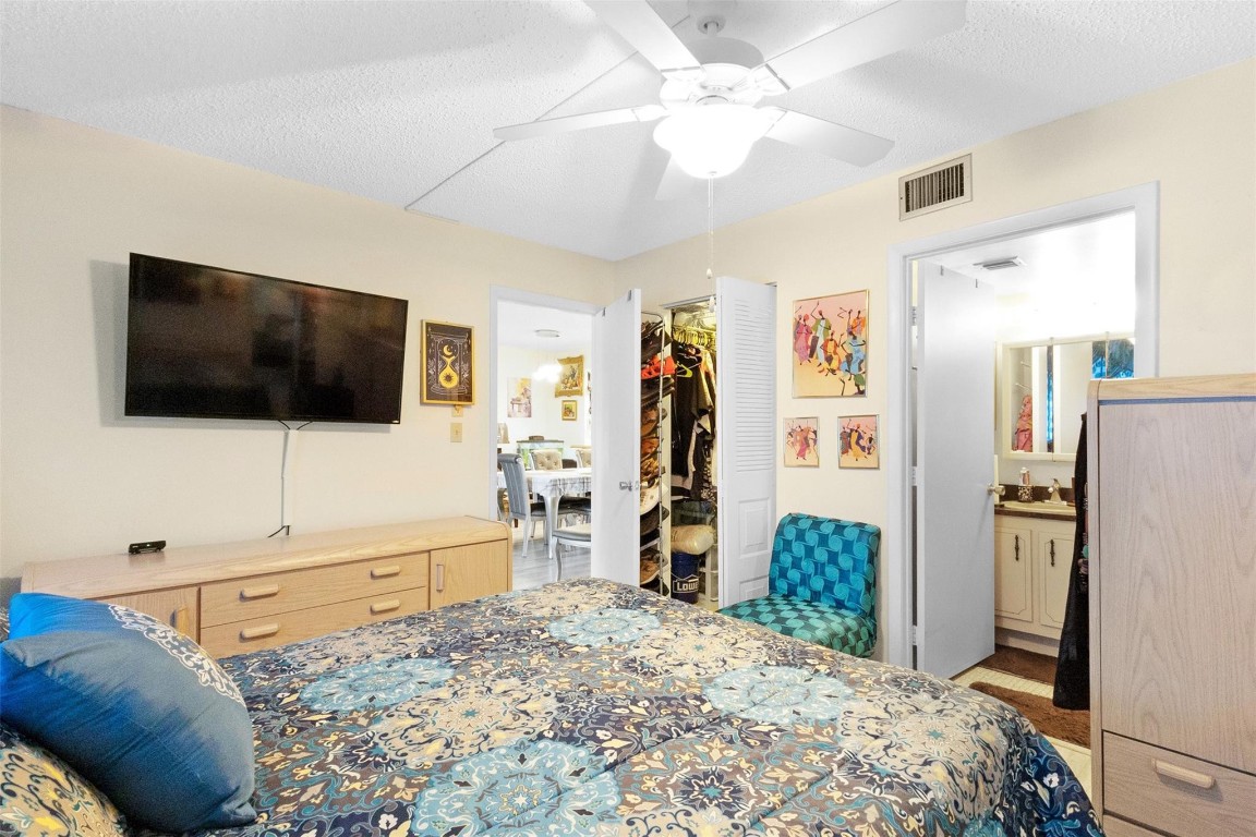 PALM SPRINGS 2 - Residential