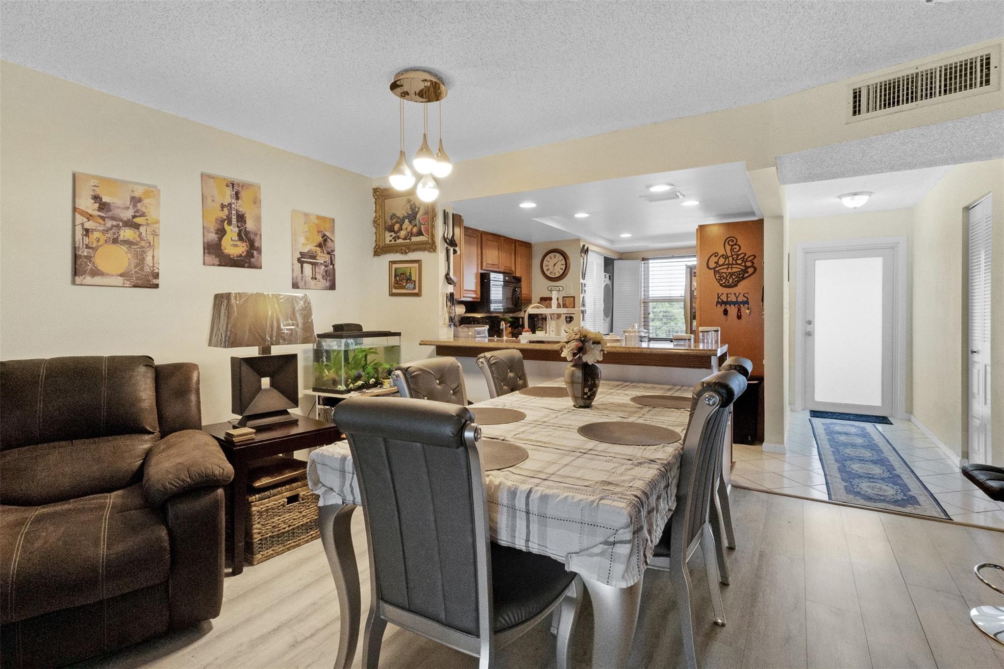 PALM SPRINGS 2 - Residential