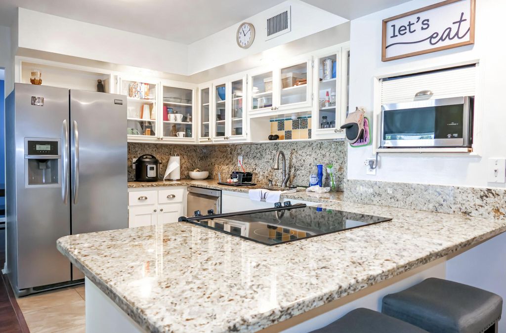 Photo of 1514 SE Westmoreland Boulevard, Port Saint Lucie, FL 34952 (MLS # B26011991)