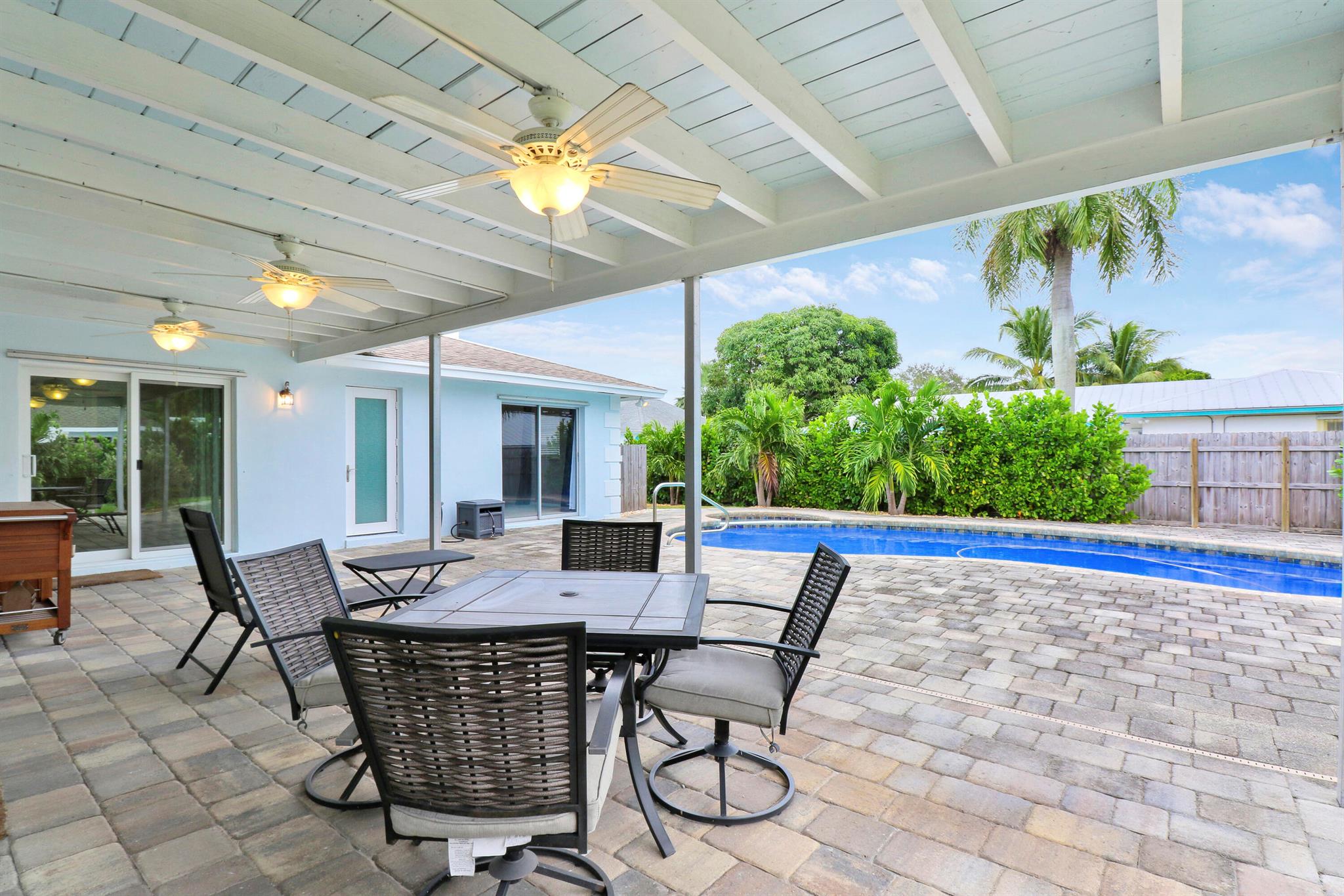 FLA MANGO ESTATES ADDITION - Residential