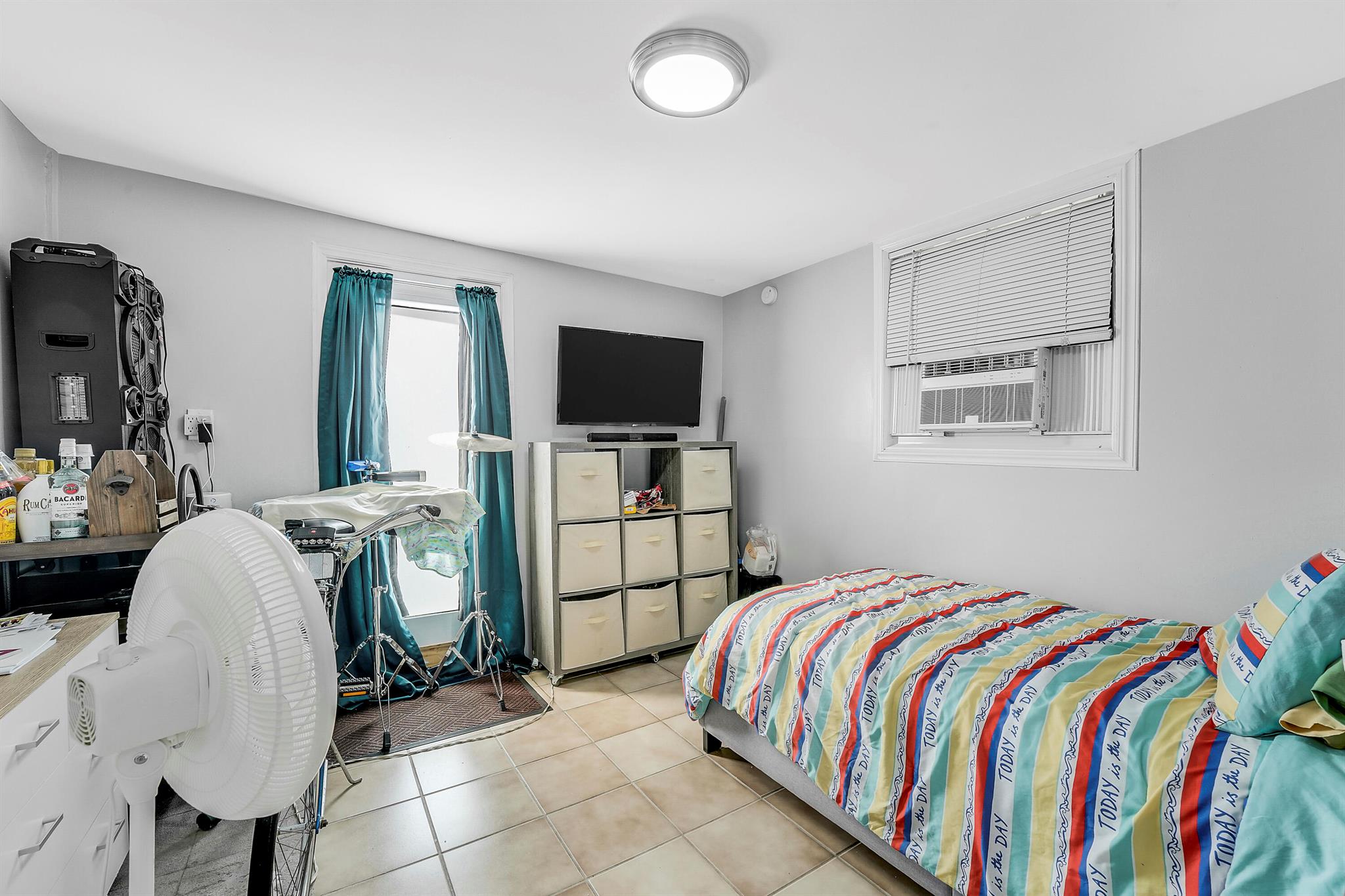 LAUDERDALE GOLF ESTATES - Residential