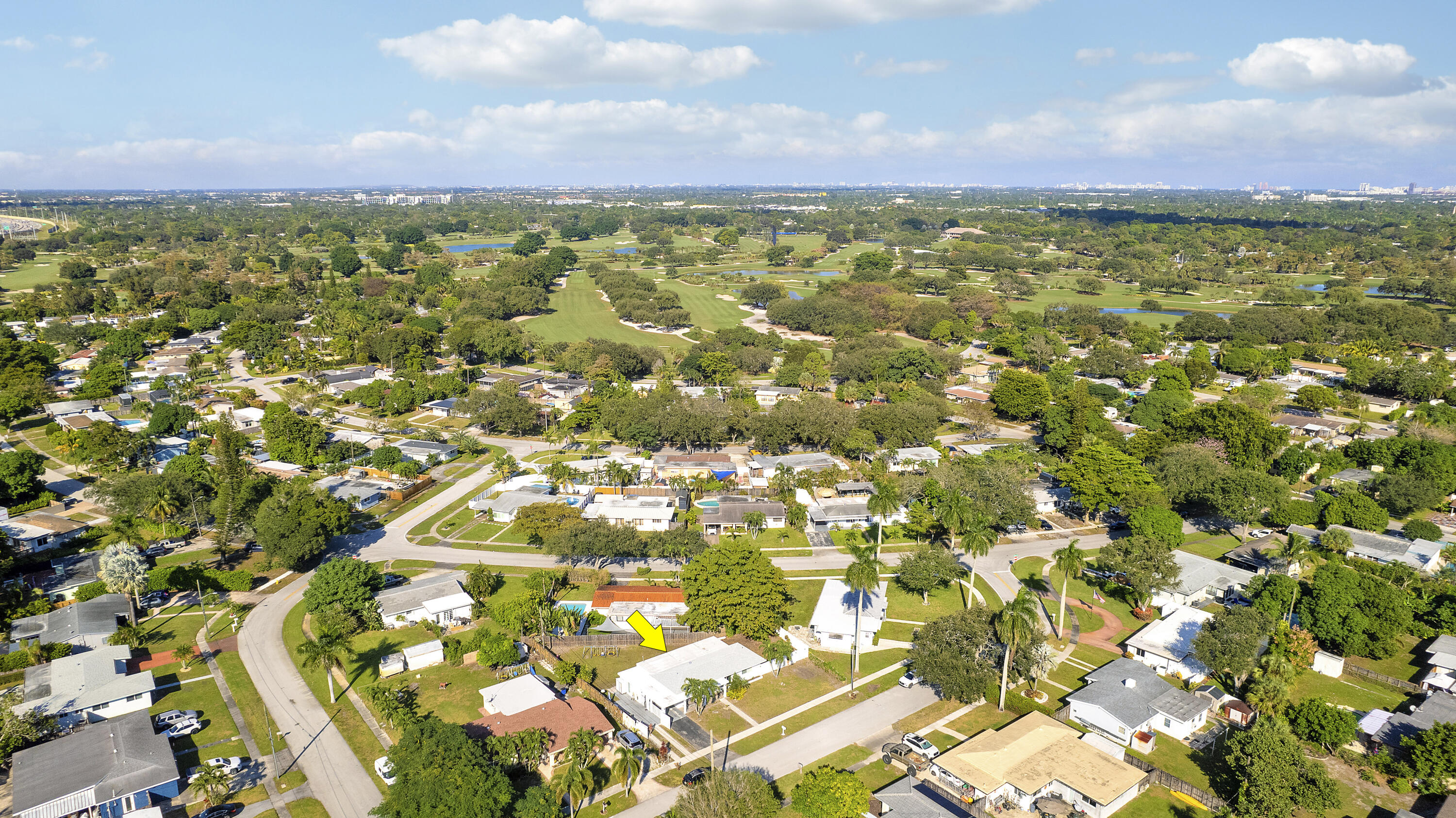 LAUDERDALE GOLF ESTATES - Residential