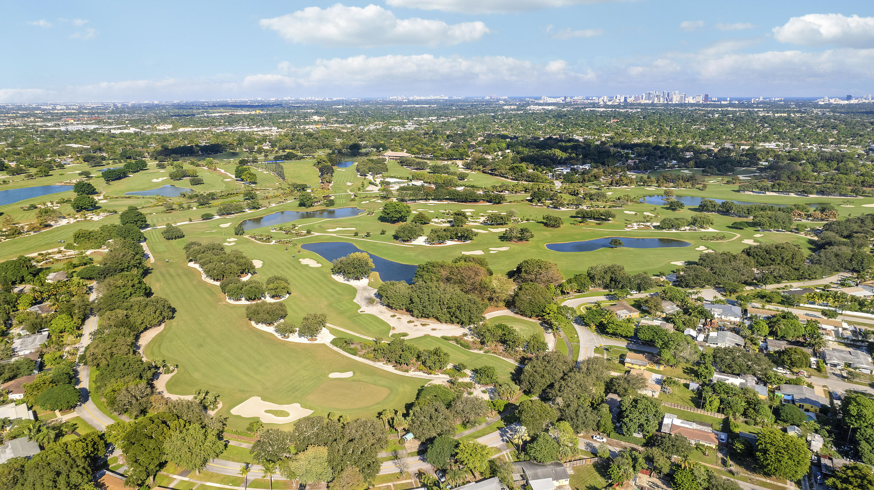 LAUDERDALE GOLF ESTATES - Residential