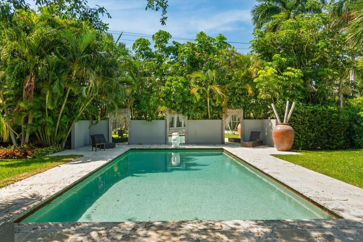 HARBOR BEACH - Residential Lease