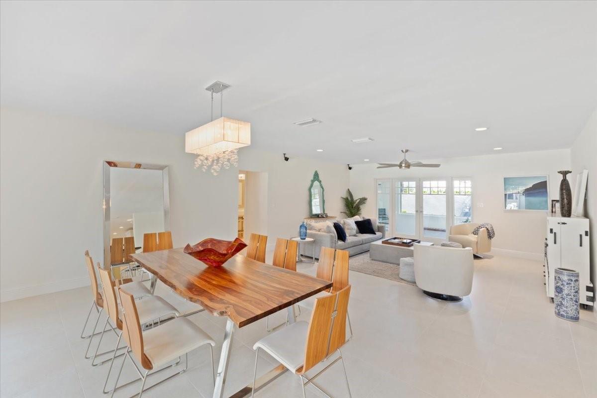 HARBOR BEACH - Residential Lease