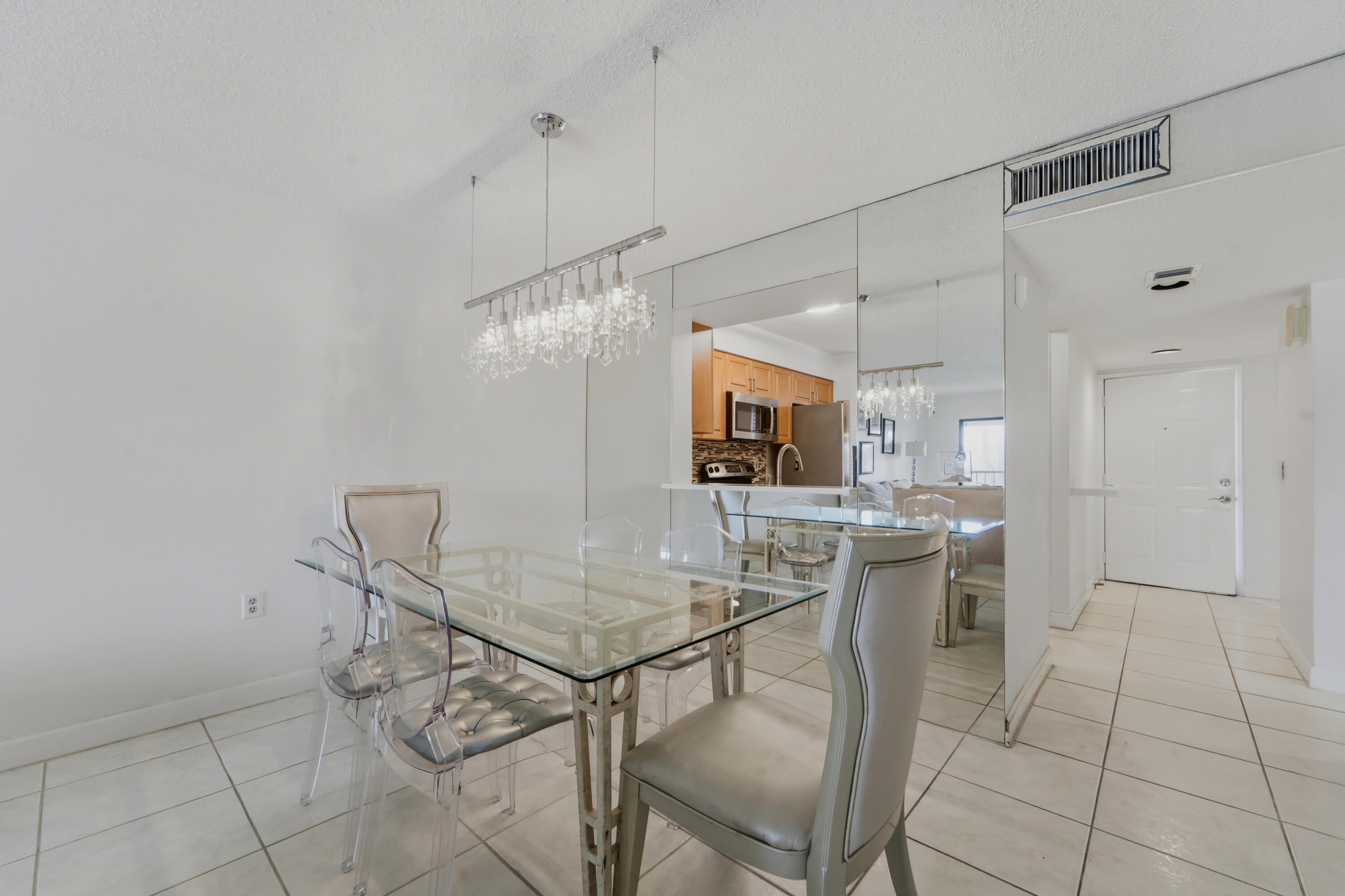 6093 POINTE REGAL Circle 209