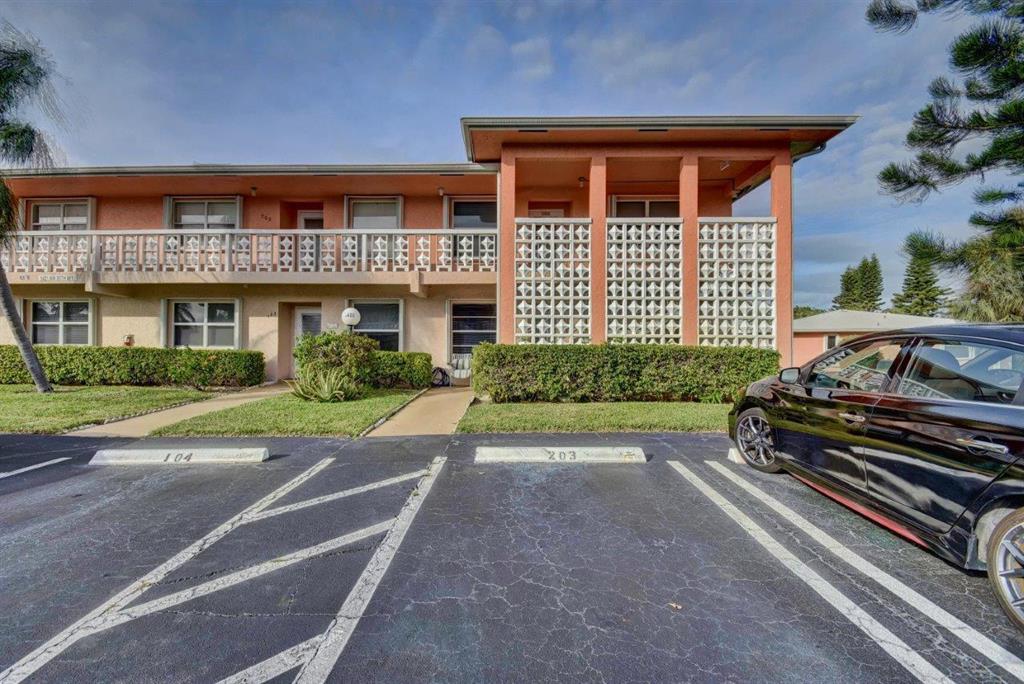 PINES OF DELRAY NORTH - Residential